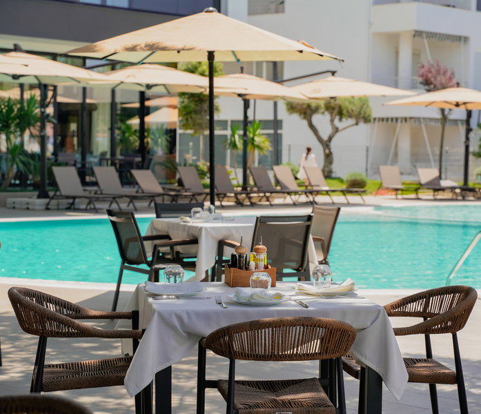 Supreme Hotel & Spa
