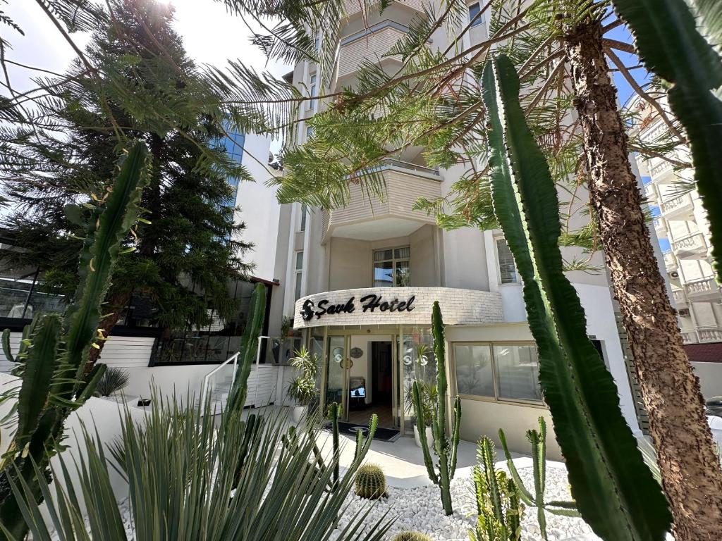Hotel Savk Hotel