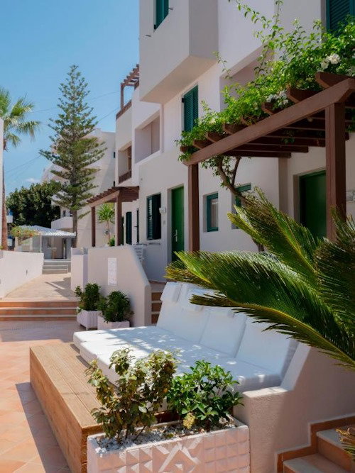 dal travel Porto Greco Village