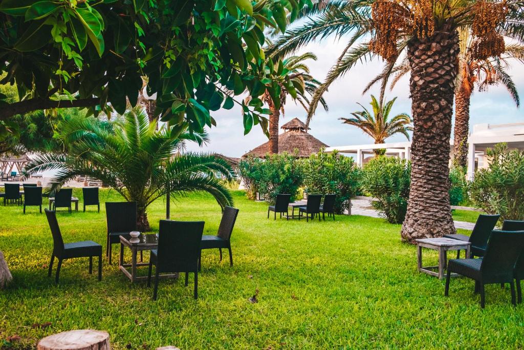 dal travel The Orangers Beach Resort & Bungalows