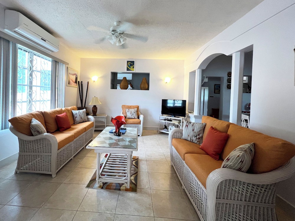 Hotel Graceville Beach House - By Zenbreak