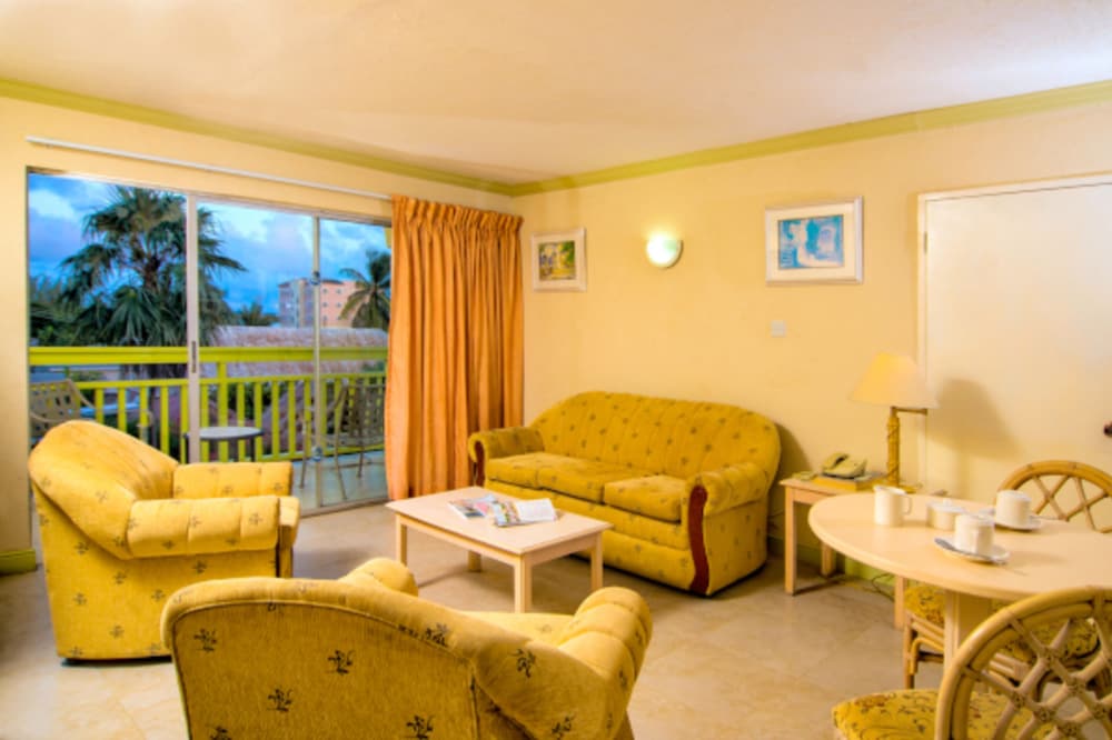 Golden Sands Hotel