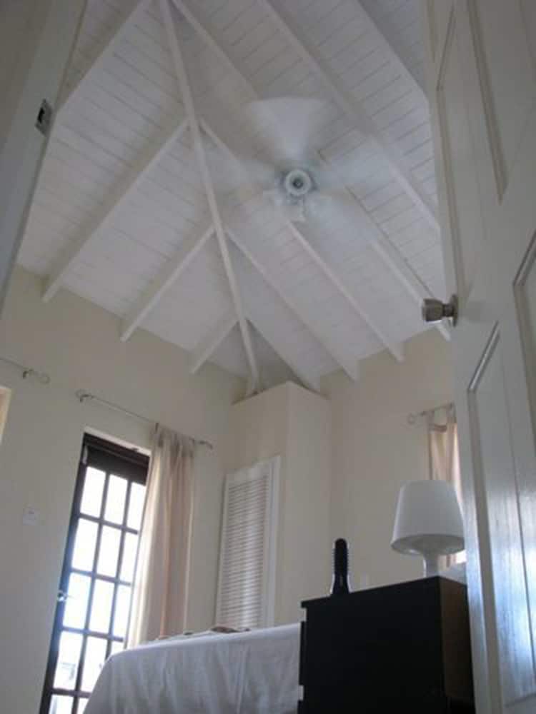 Maya's Bajan Villas - Unit B