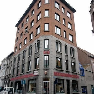Hotel De Bonte Os Hotel & Tower cazare Roeselare