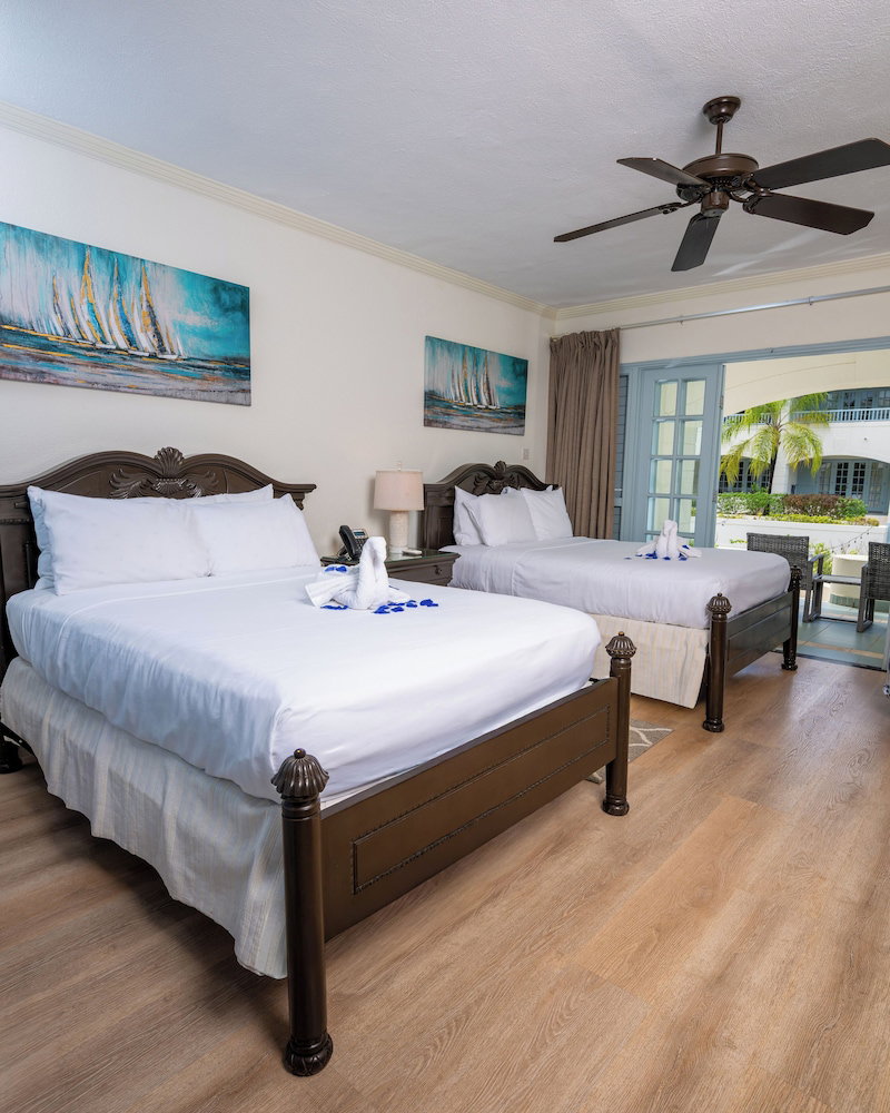 Savannah Beach Club Hotel