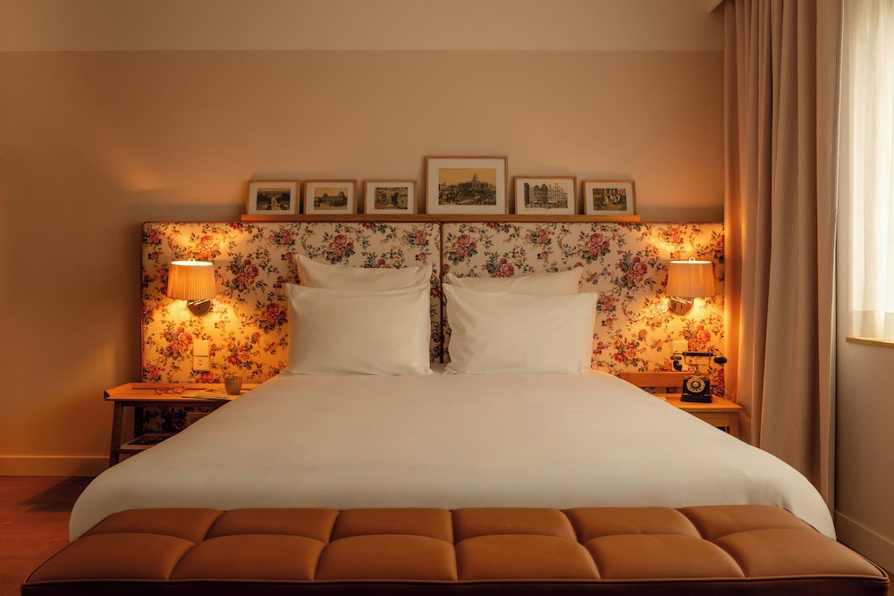 Hotel 9Hotel Chelton