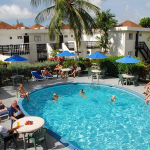 Hotel Plum Tree Club cazare Oistins