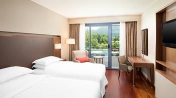 Sheraton Lake Como Hotel