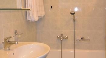 B&B Hotel Como City Center