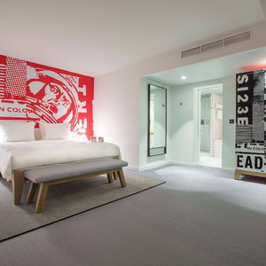 Hotel Radisson Red Brussels cazare Ixelles