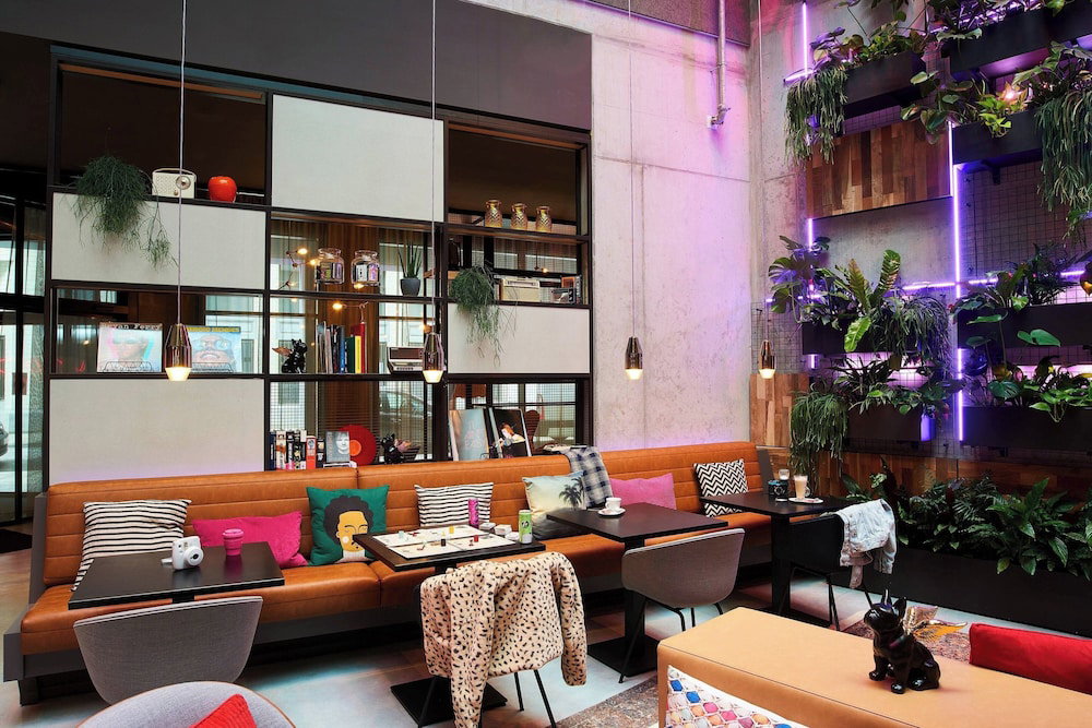 Hotel Moxy Brussels City Center