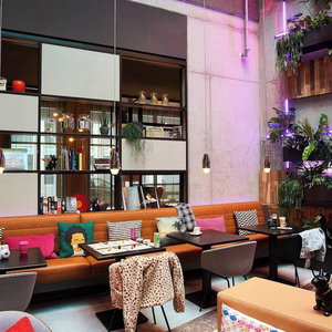 Hotel Moxy Brussels City Center cazare Ixelles