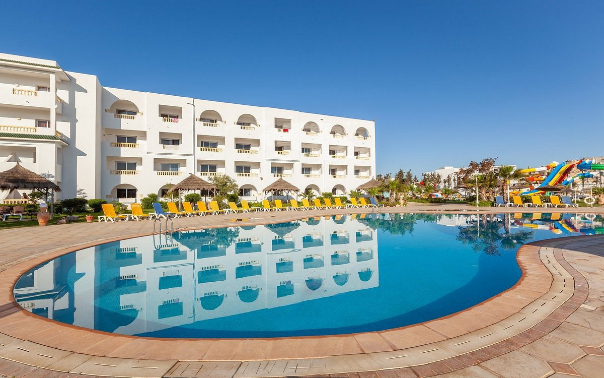 dal travel Zodiac Hotel & Aqua Park