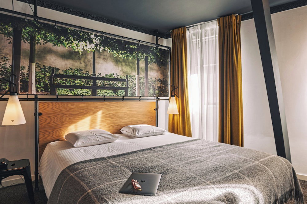 Hotel Zoom Hotel