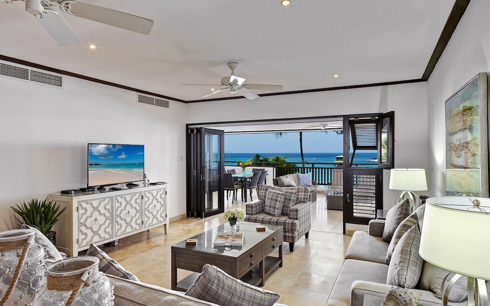 Hotel Coral Cove 4