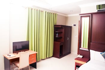 Greenlight Hotel
