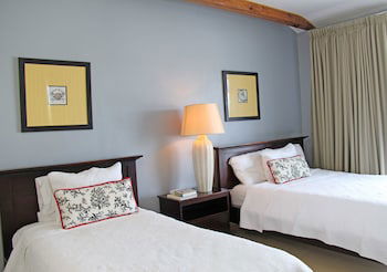 Hotel Marina Hotel At Shelter Bay