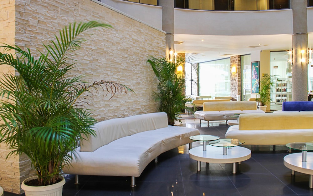 Smartline Meridian Hotel