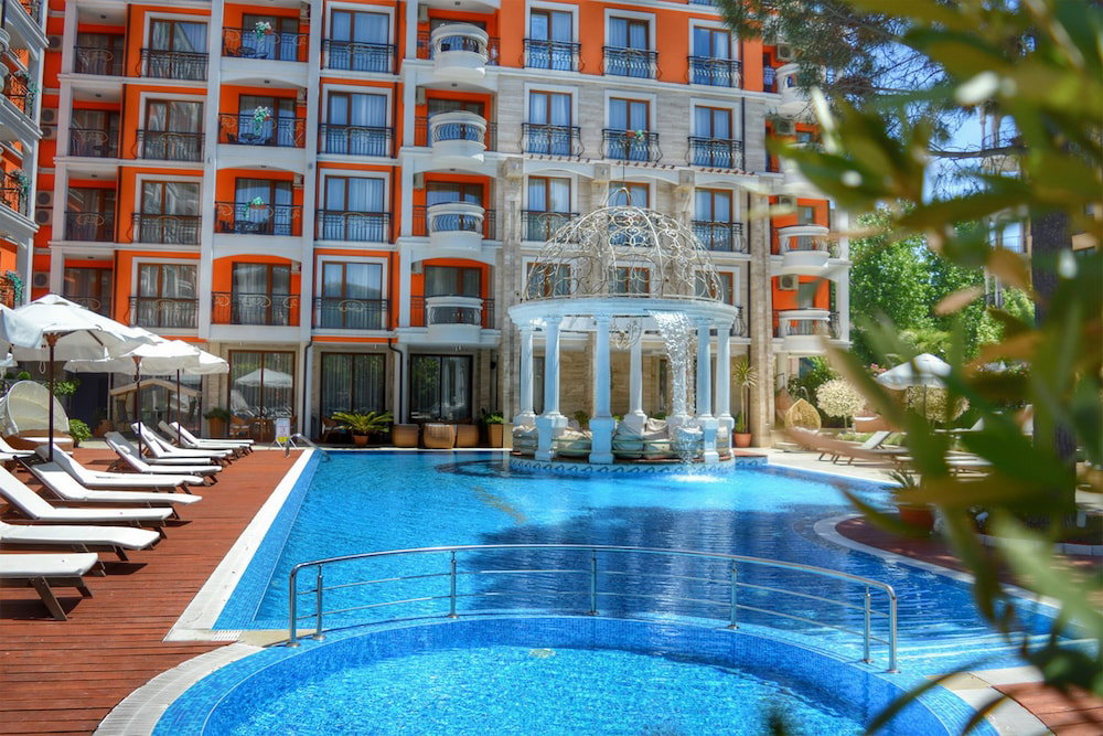 Hotel Harmony Palace