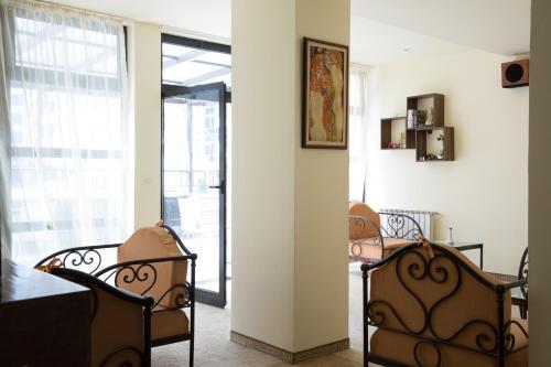 Hotel Nira