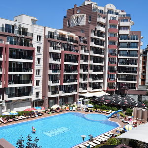 Hotel Admiral Plaza Apartments cazare Nessebar