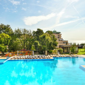 Hotel Apart Hotel Golden Line cazare St. Constantin si Elena