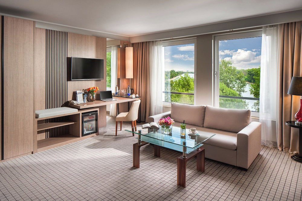 Landmark Creek Hotel & Wellness