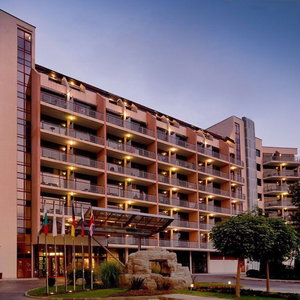 Hotel Apollo Spa Resort cazare St. Constantin si Elena