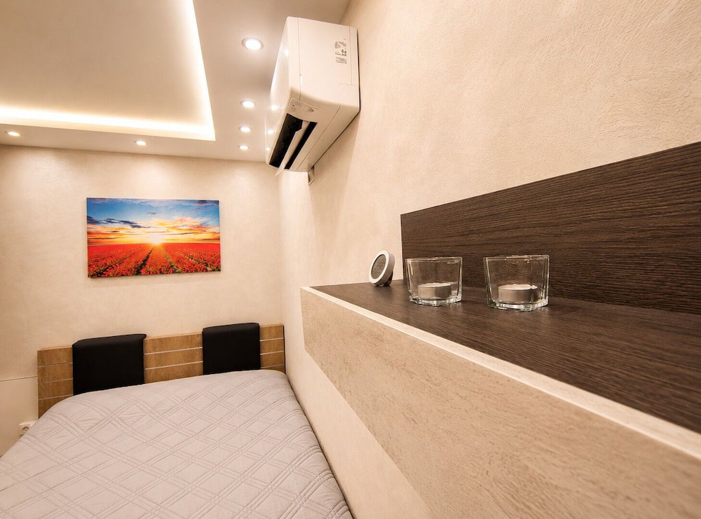 Elegant Ground-Floor Studio With Covered Terrace And Direct Access To Nature