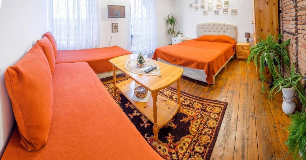 Hotel Room-Charming Guest Room In Historic Vel