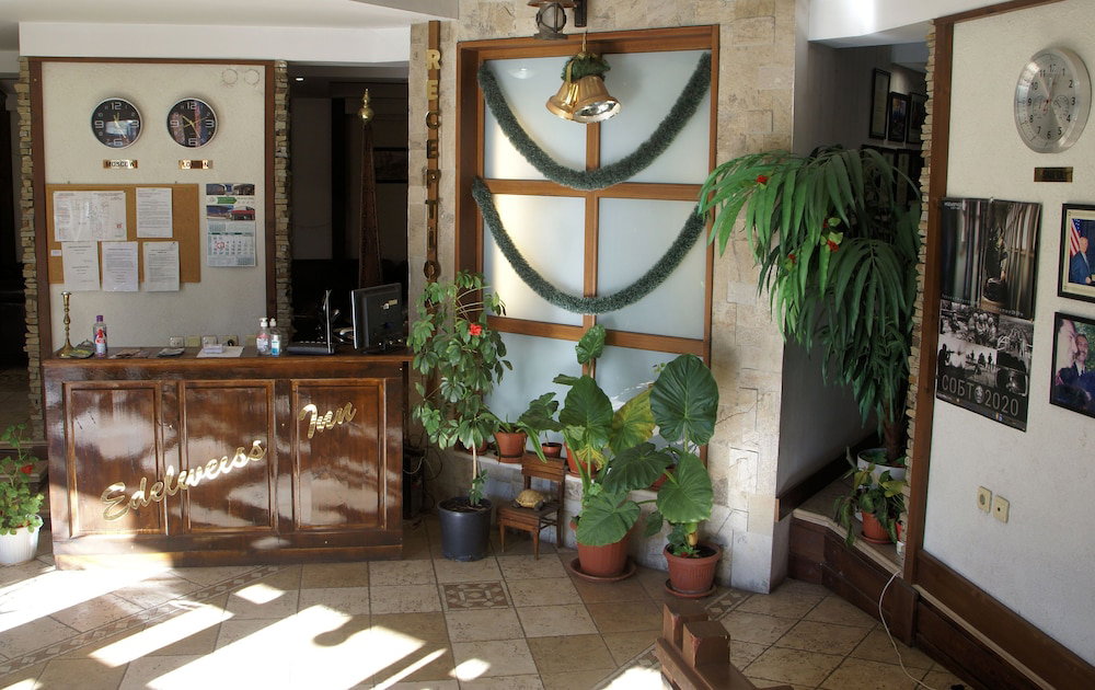 Hotel Edelweiss Inn Aparthotel