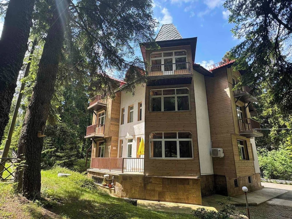 Hotel The Luxurious Forest Villa Borovets - 8 Bedroom Chalet