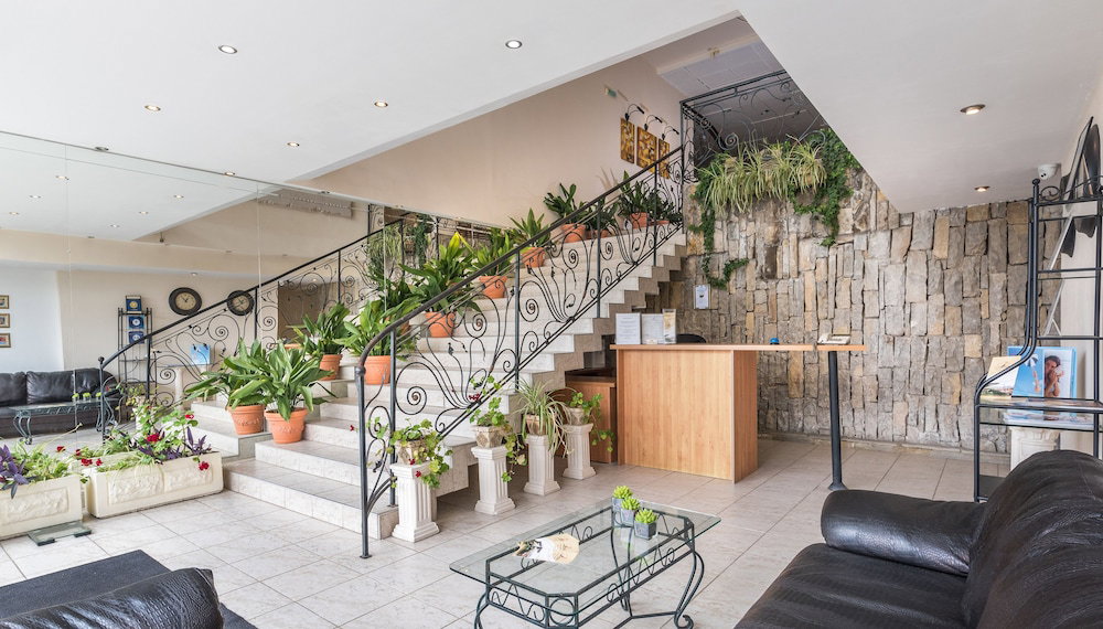 Hotel Lotus