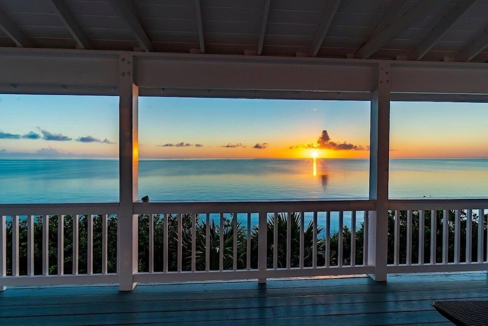 Hotel Palm Bluff 2 Bedroom Cottage