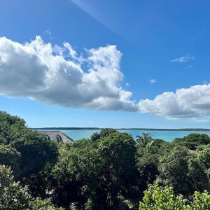 Hotel Chat N Chill - Top Floor Condo, Walk To Pink Sands Beach 2 Bedroom Townhouse cazare Dunmore Town