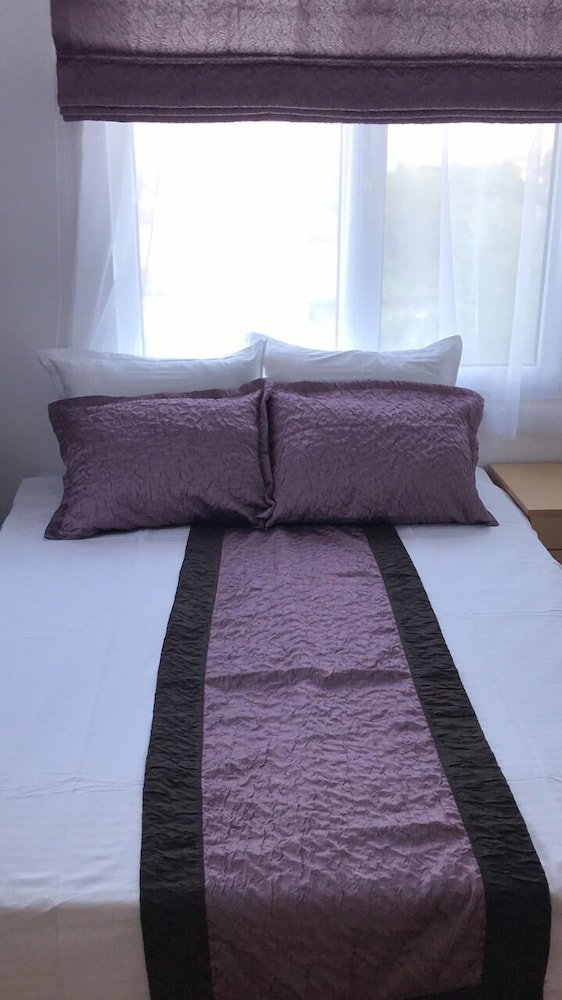 Hotel Aurora Guest House