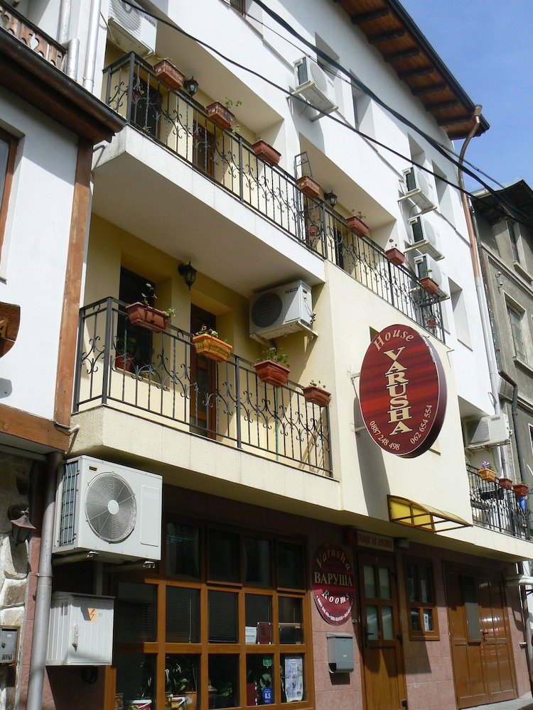 Hotel Hotel Varusha
