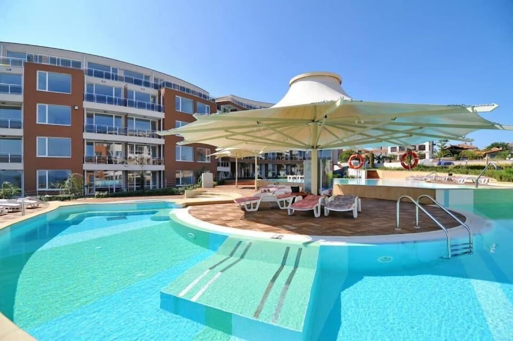 Hotel Sunny Apartment In Burgas