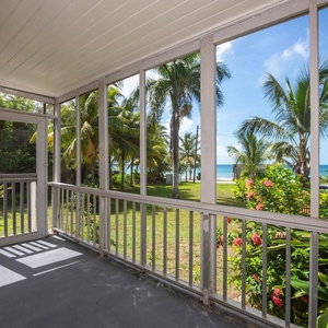 Hotel Winfield Manor 3 Bedroom Home cazare Governor's Harbour