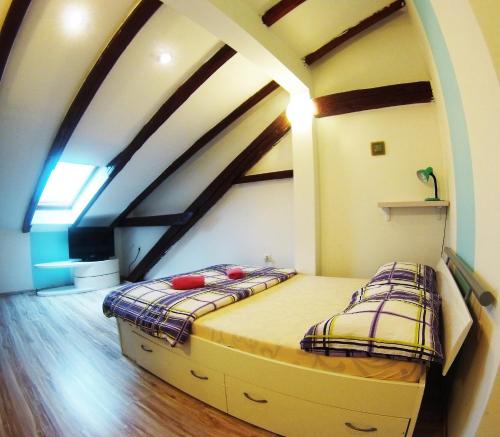 Hotel Croparadise Hostel & Apartments