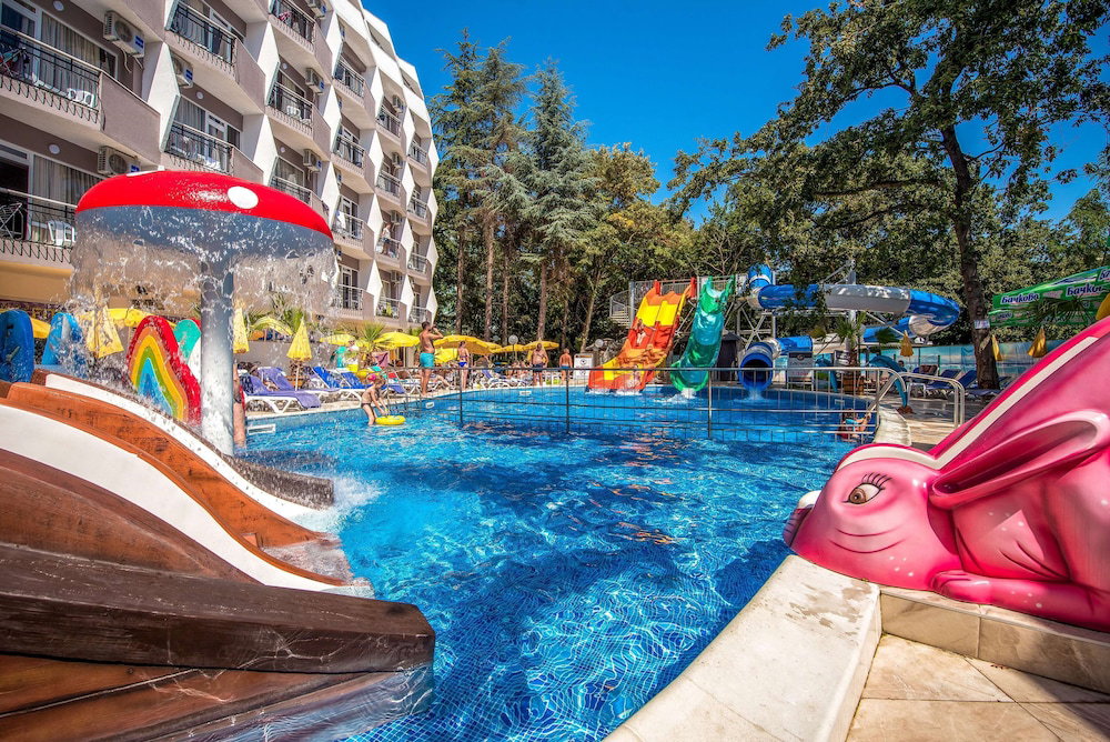 Hotel Prestige Deluxe Hotel & Aquapark Club - All Inclusive