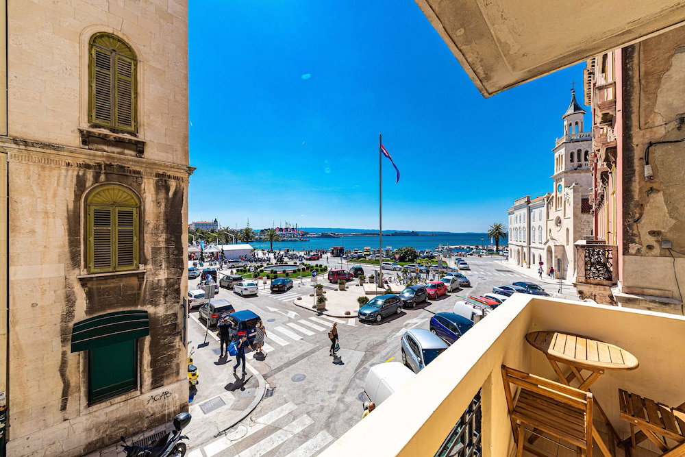 Hotel Riva City Rooms