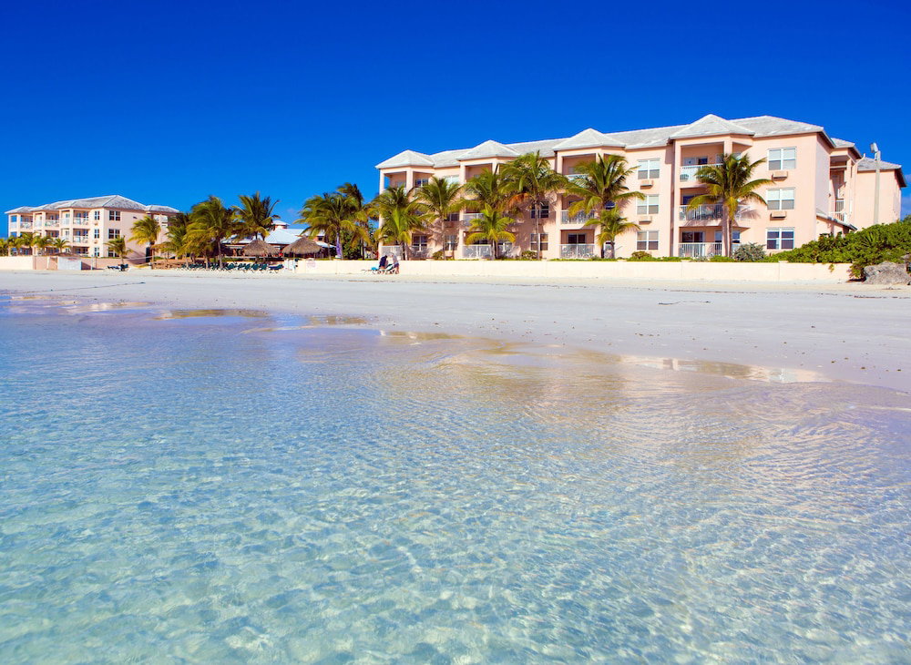 Hotel Island Seas Resort
