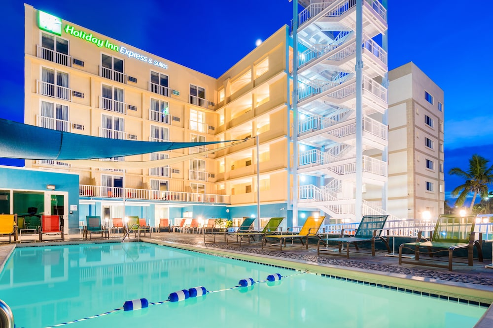 Hotel Holiday Inn Express & Suites Nassau By Ihg