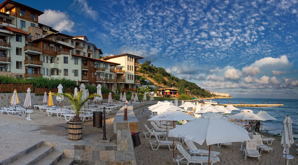 Hotel Garden Of Eden Complex