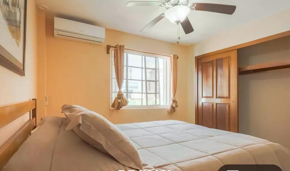 Hotel Paradise Suites & Residence