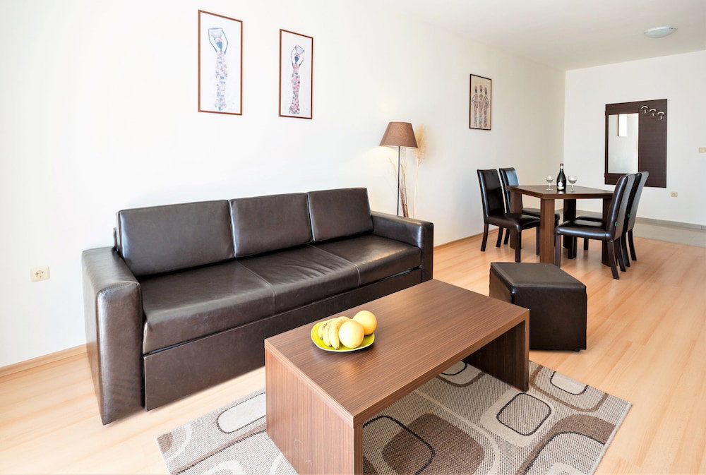 Charming 1 Bedroom Apartment For Up To 4 Guests