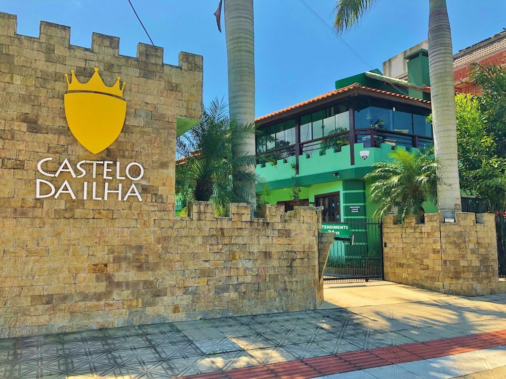 Hotel Castelo Da Ilha