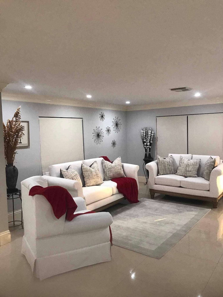 Hotel Perfect Get Away From Big City Life