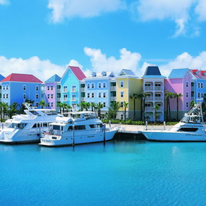 Sejur Harborside Resort & Vacation Rentals At Atlantis vacanta Nassau